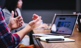 curs comunicare si relatii publice